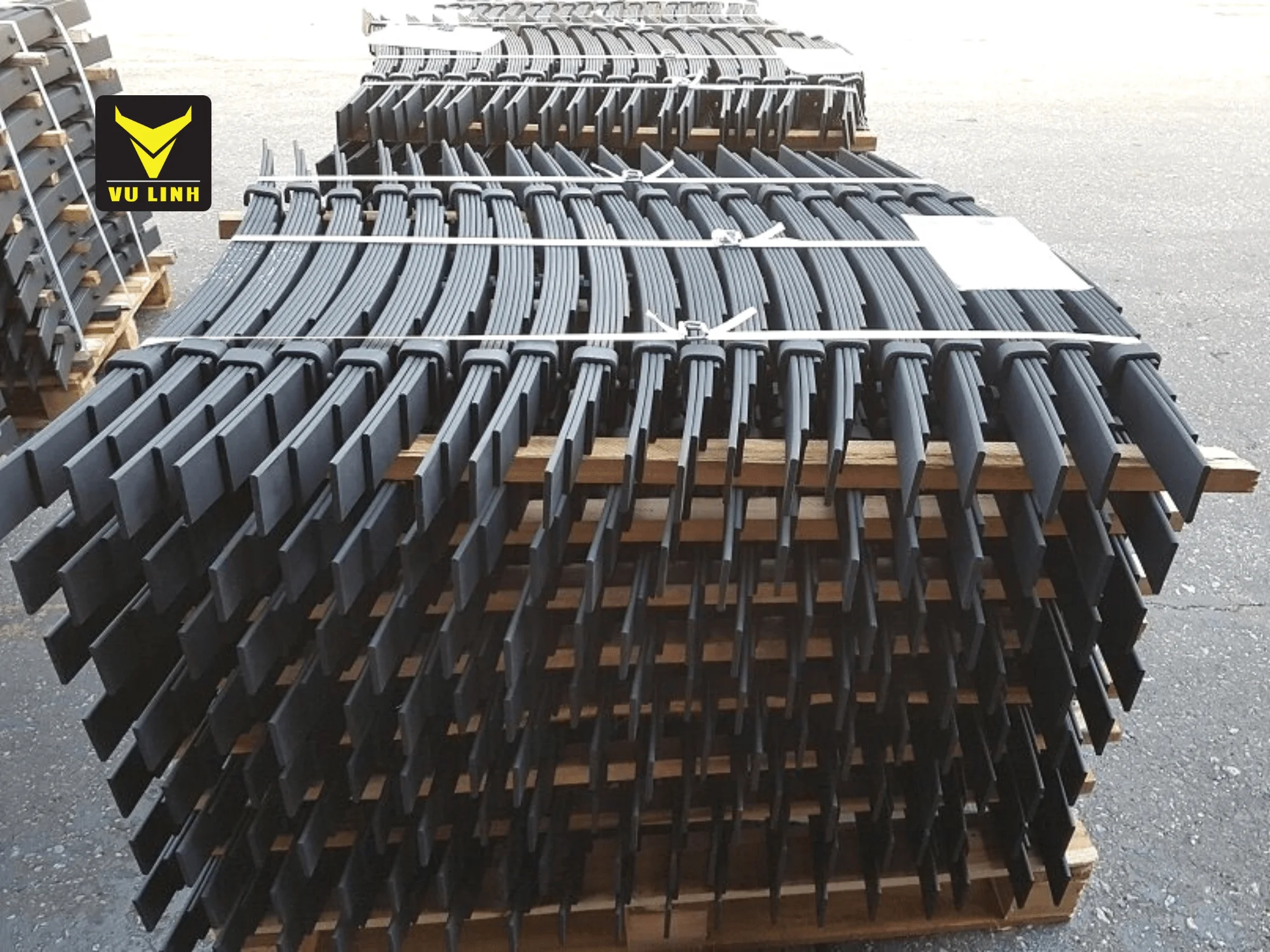 Conventional Leaf Springs & Parabolic Leaf Springs For Trailer And Truck Brand 198 Origin