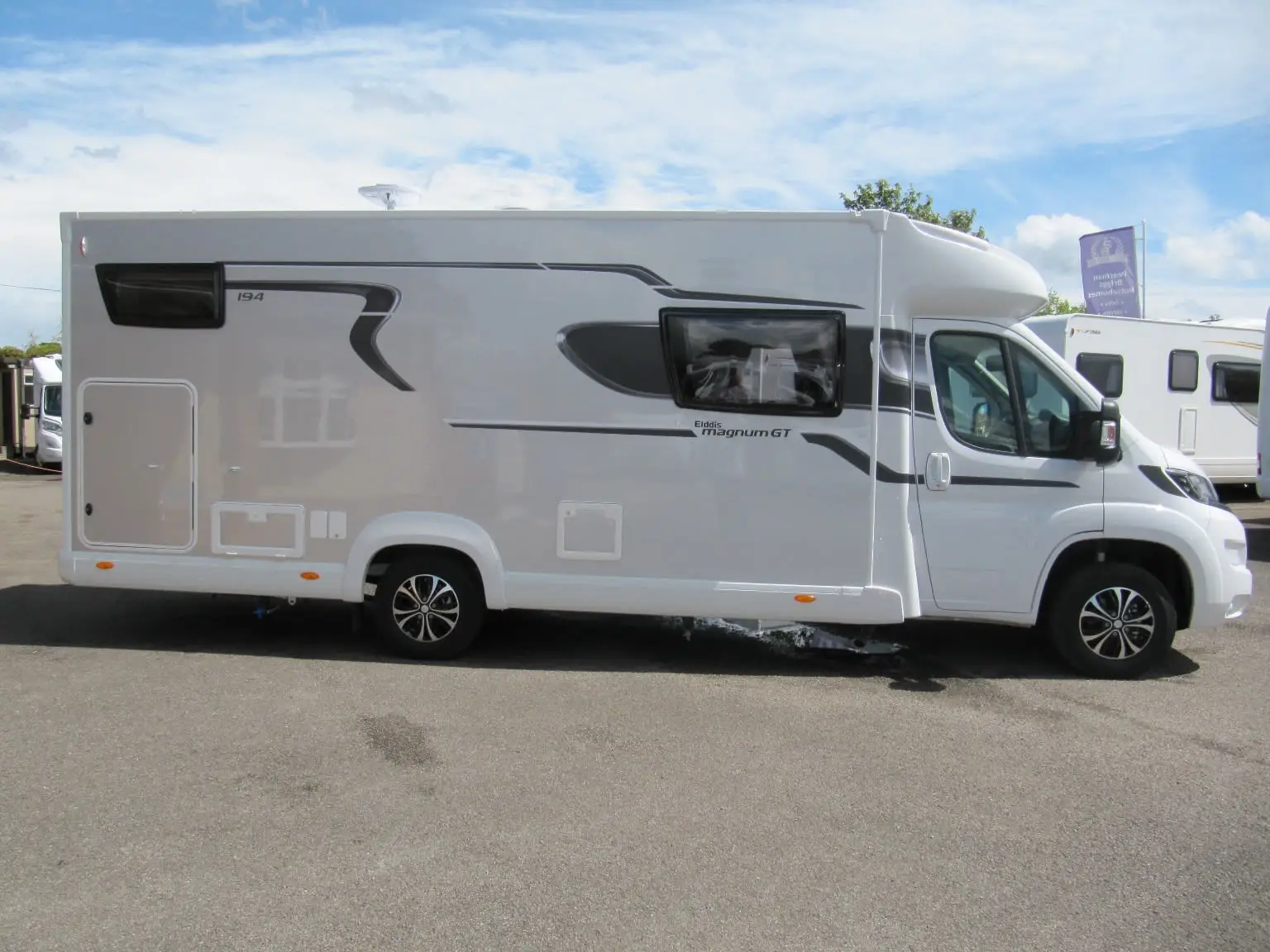 Cheap Used 2023 Elddis Autoquest 194 Luxury Motorhome Used For Camping ...