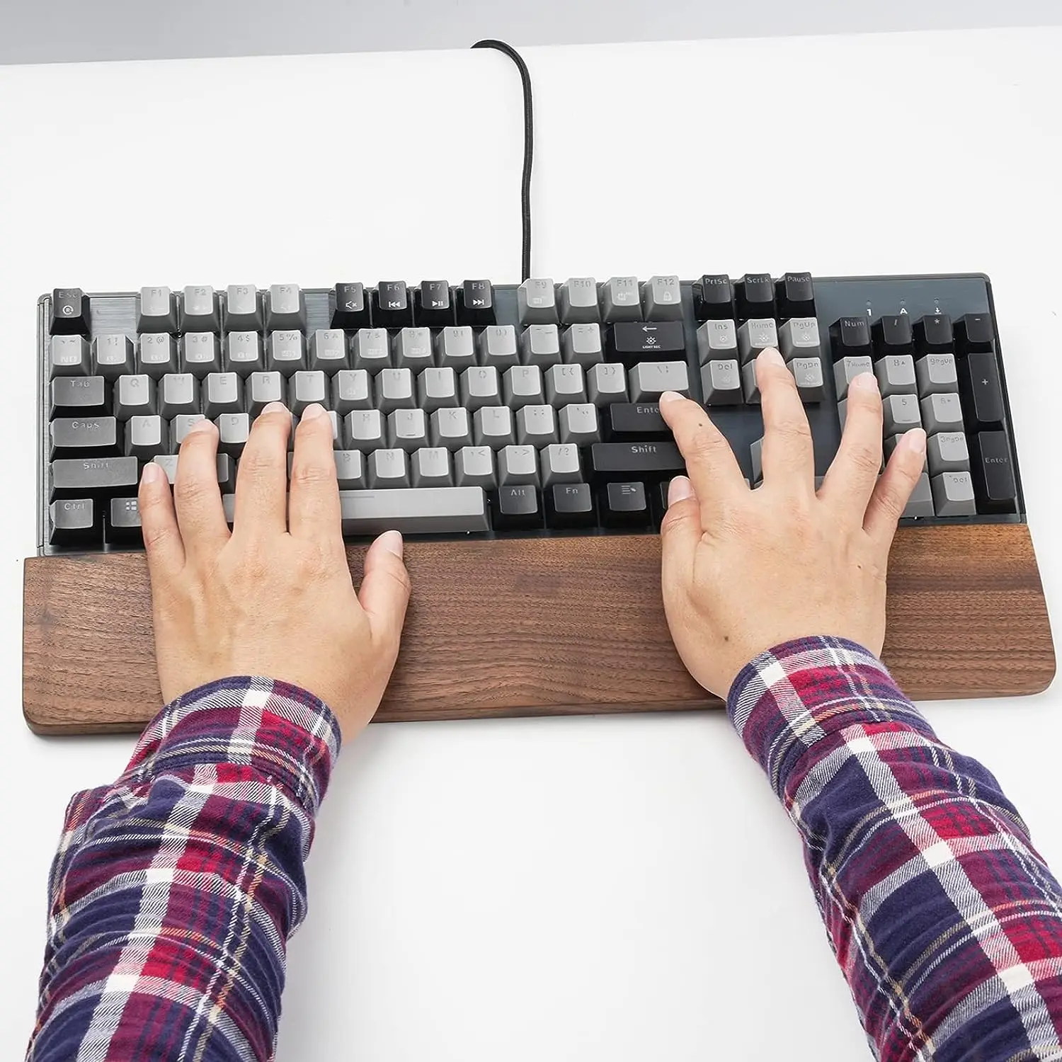 Wooden Keyboard Wrist Rest(walnut) 61104 Key Keyboard Mechanical