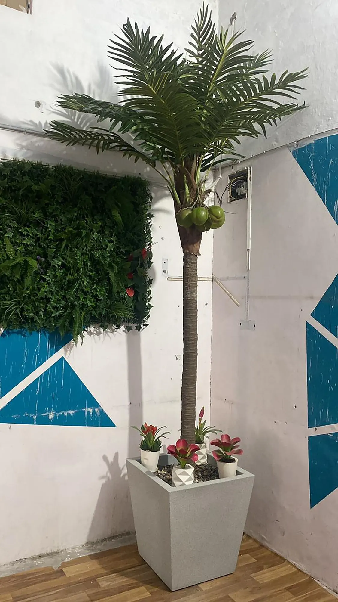 Super Selling Artificial Coconut Tree For Indoor And Outdoor Hand Made