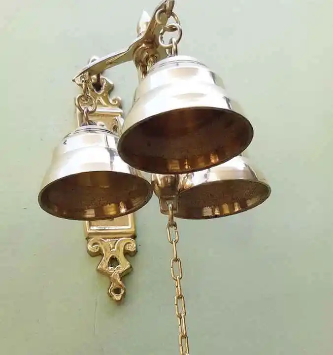 Iron Hooked Small Bell Brown Wall Hanging Bells Bracket Mounts Bell Decor For Outside House Wind