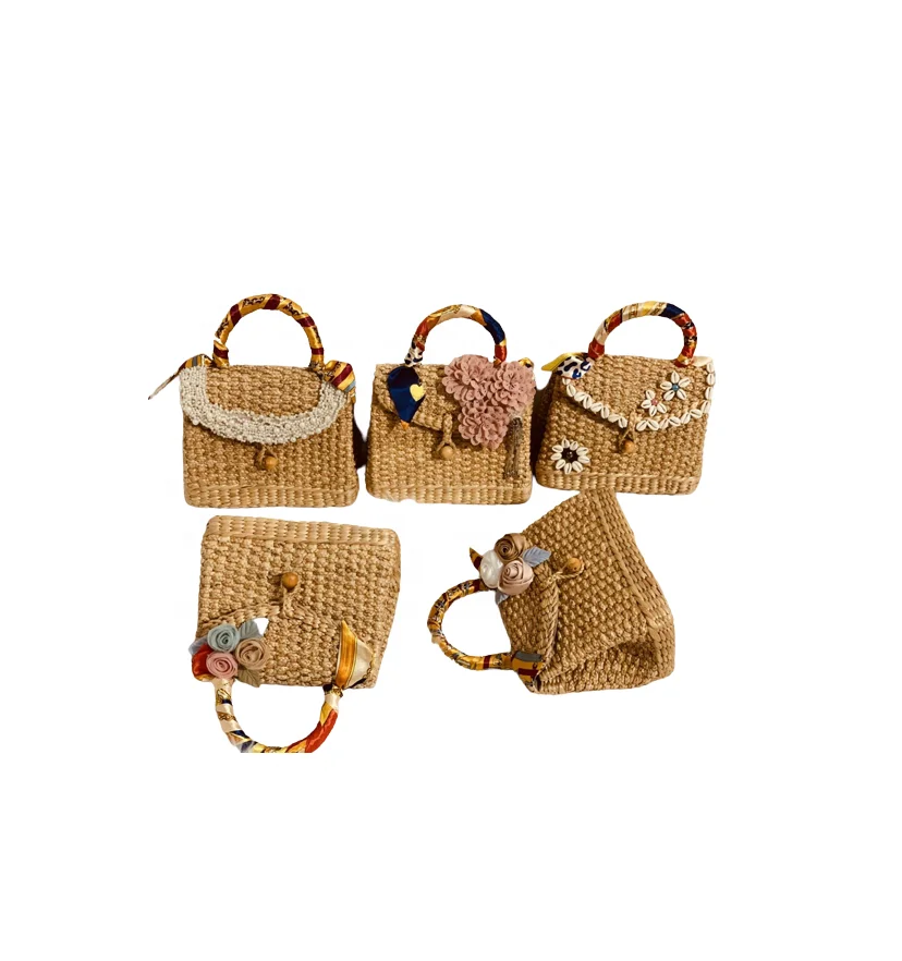 Hot Trend Handicraft Woven Straw Clutch Embroidered Bag For Women Craft