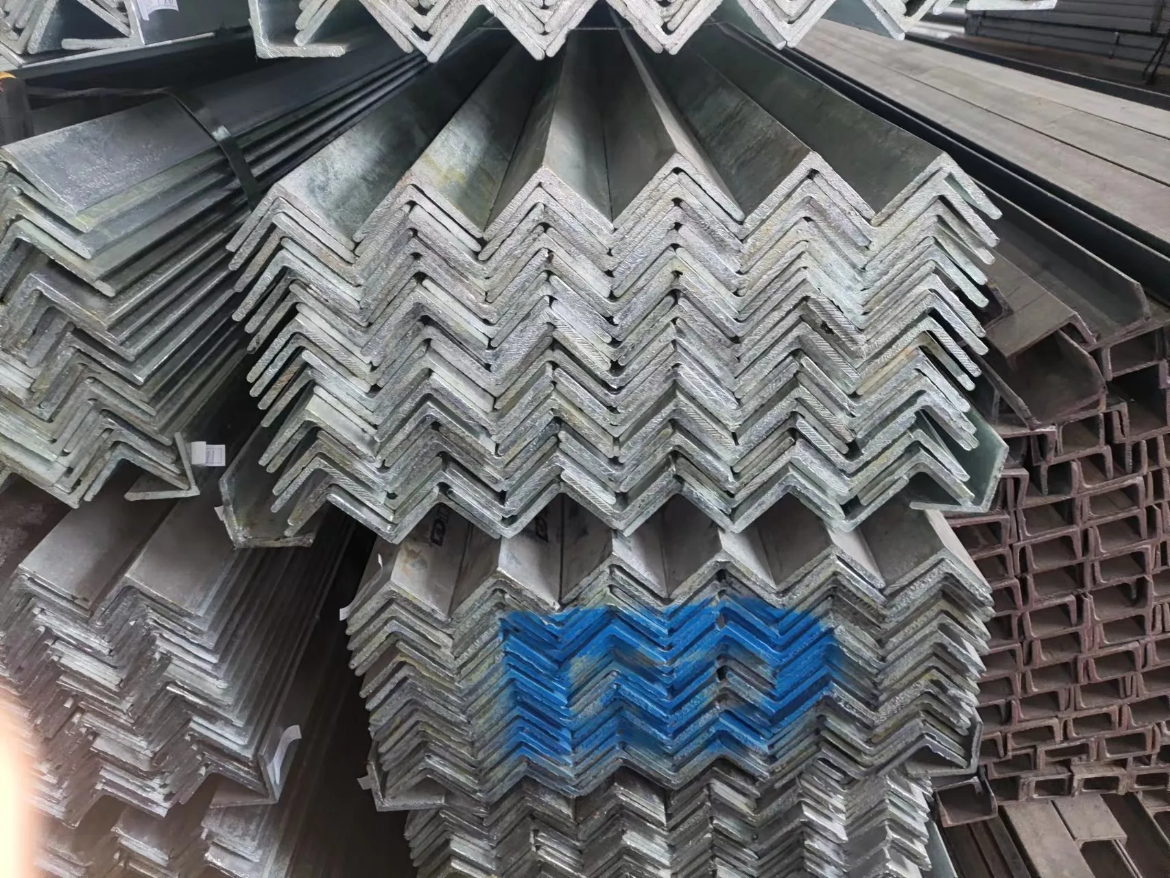 Factory Supply Steel Angle 304 Stainless Steel Angle Steel 316 316l