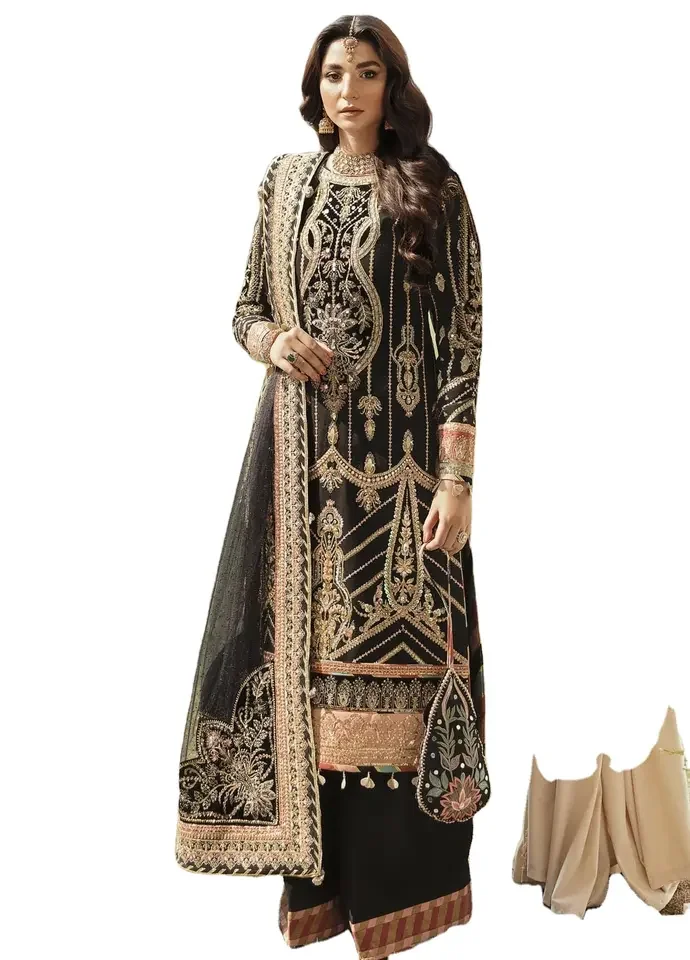 New Designs Of Pakistani Style Lawn Suit With Heavy Embroidery Summer ...