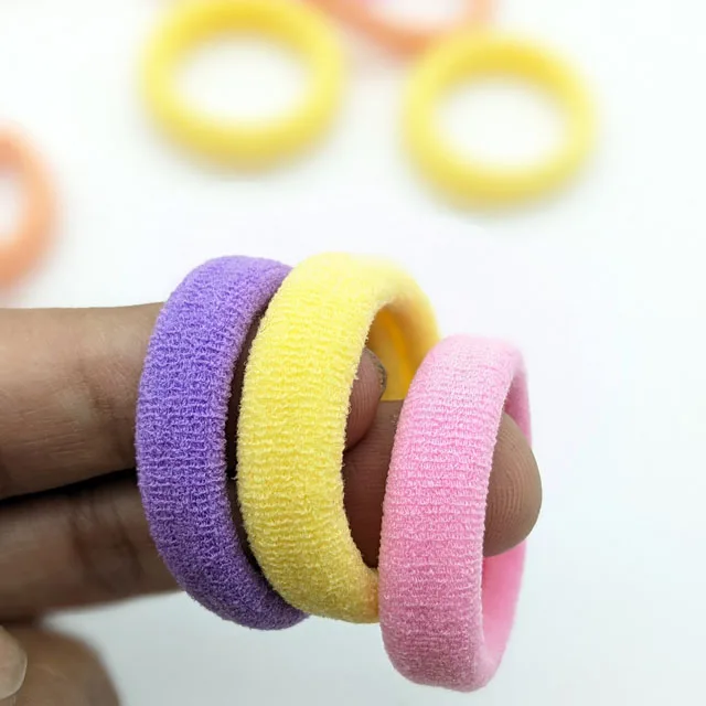 Luxury Design Multicolour Women Hair Bands For Daily Wear Use Available At Best Price From 