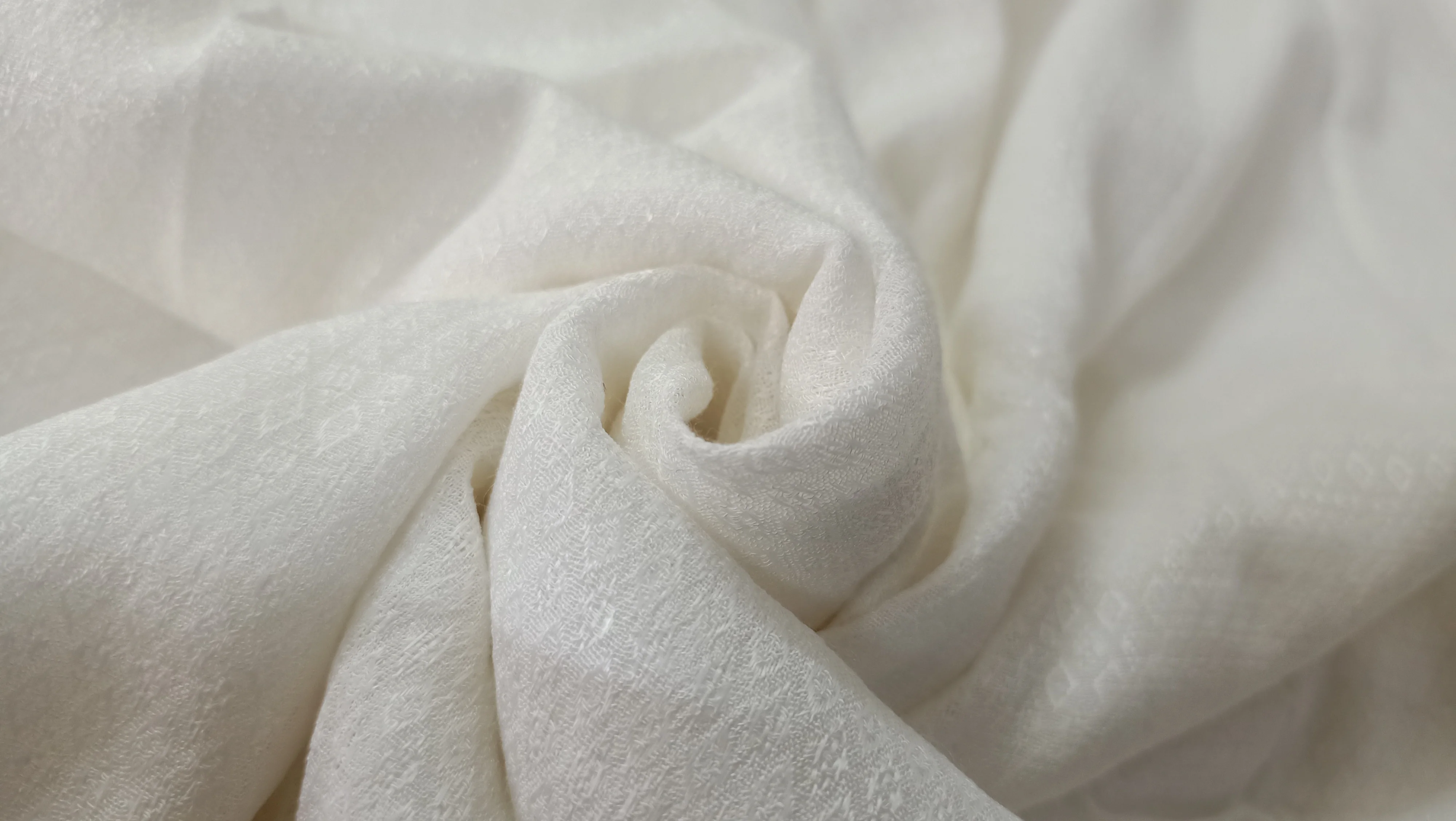 Custom Made Natural Eucalyptus Fiber Fabric Made From Eucalyptus Fiber Ideal For Making Scarves