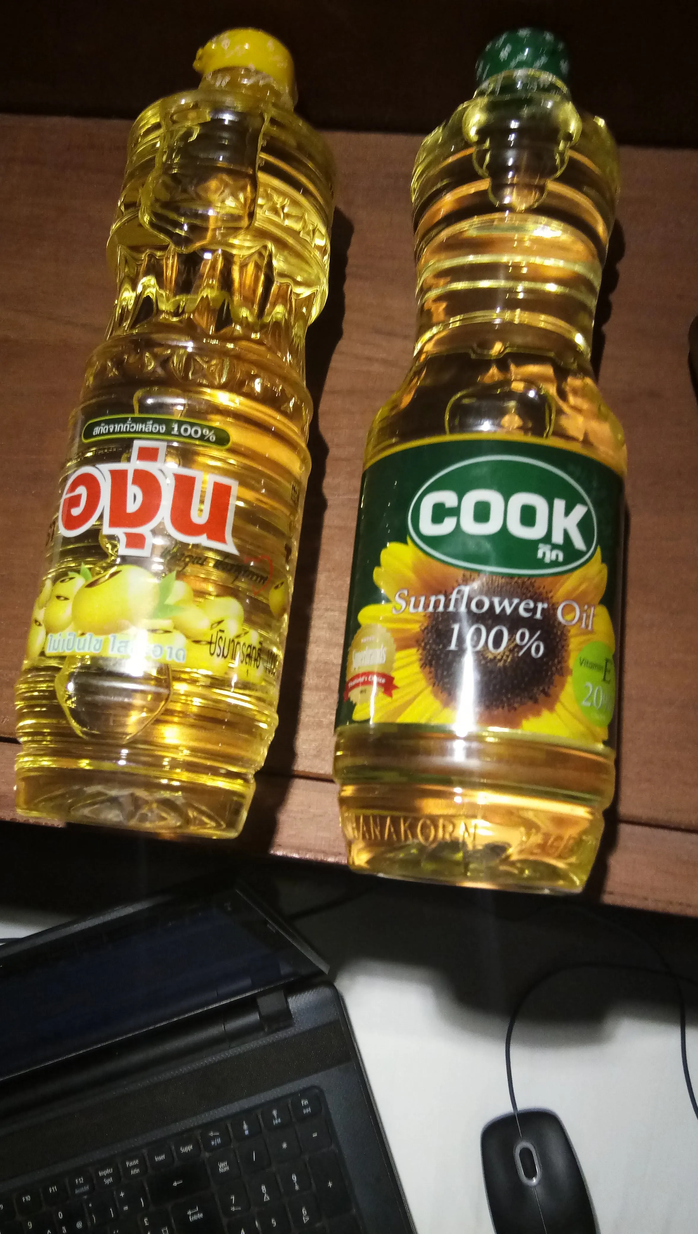 Edible Sunflower Oil Refined Available In Bulk Can Drum Gift Packing