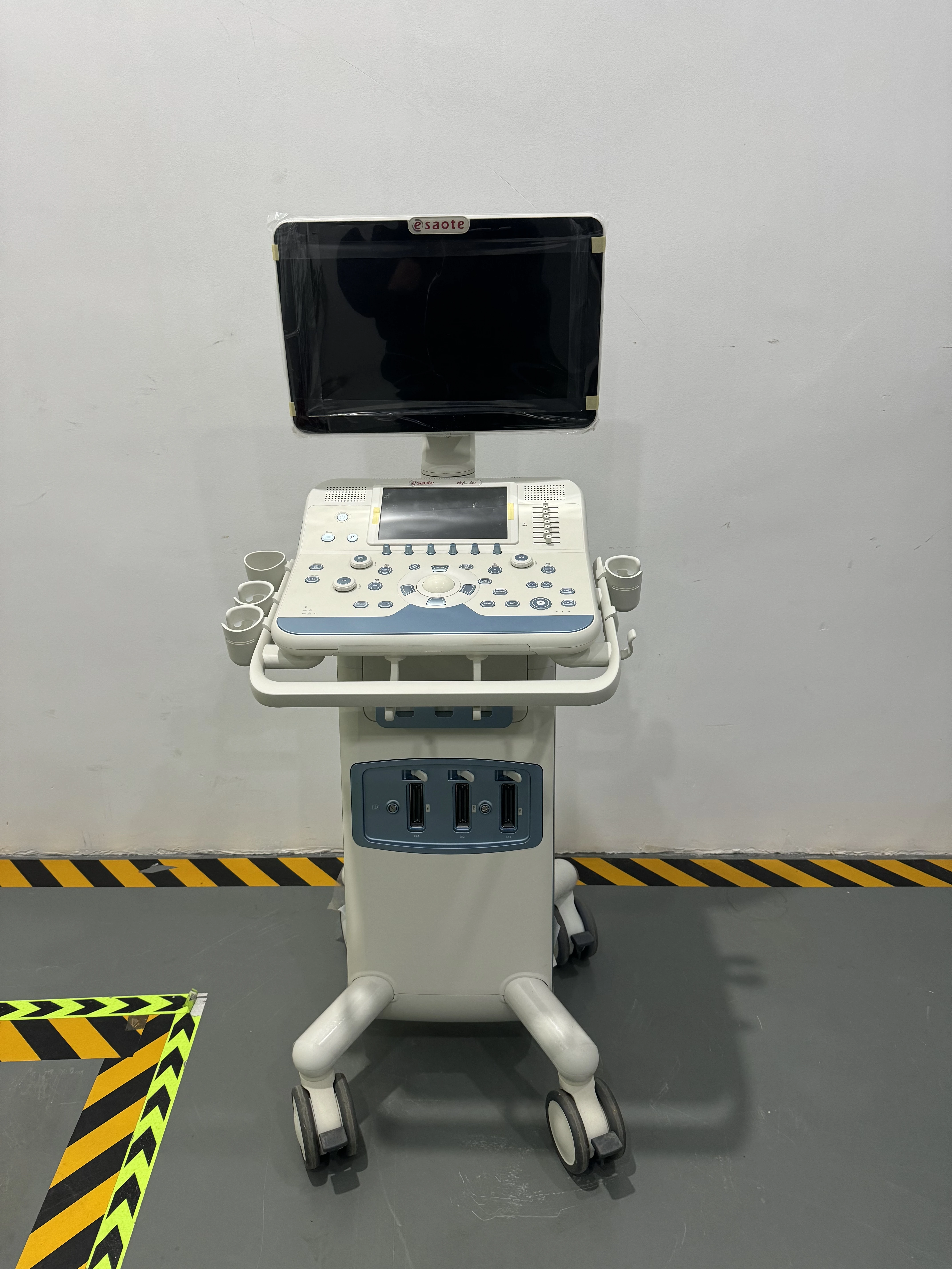Esaote MyLab SIX