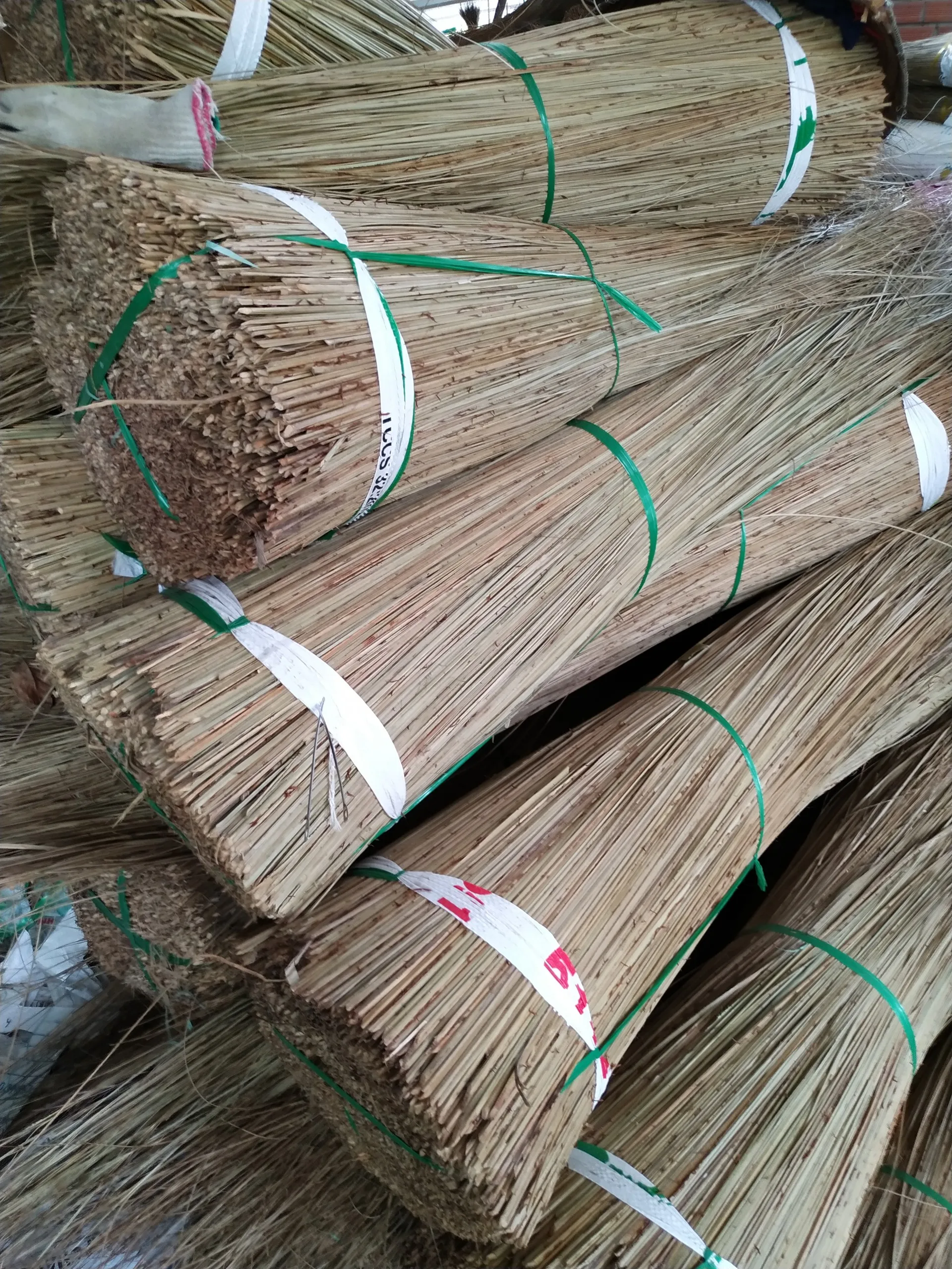 Whosale Vietnamese Palm Broomstick And Coco Broomstick Handmade Broom Stick Buy High