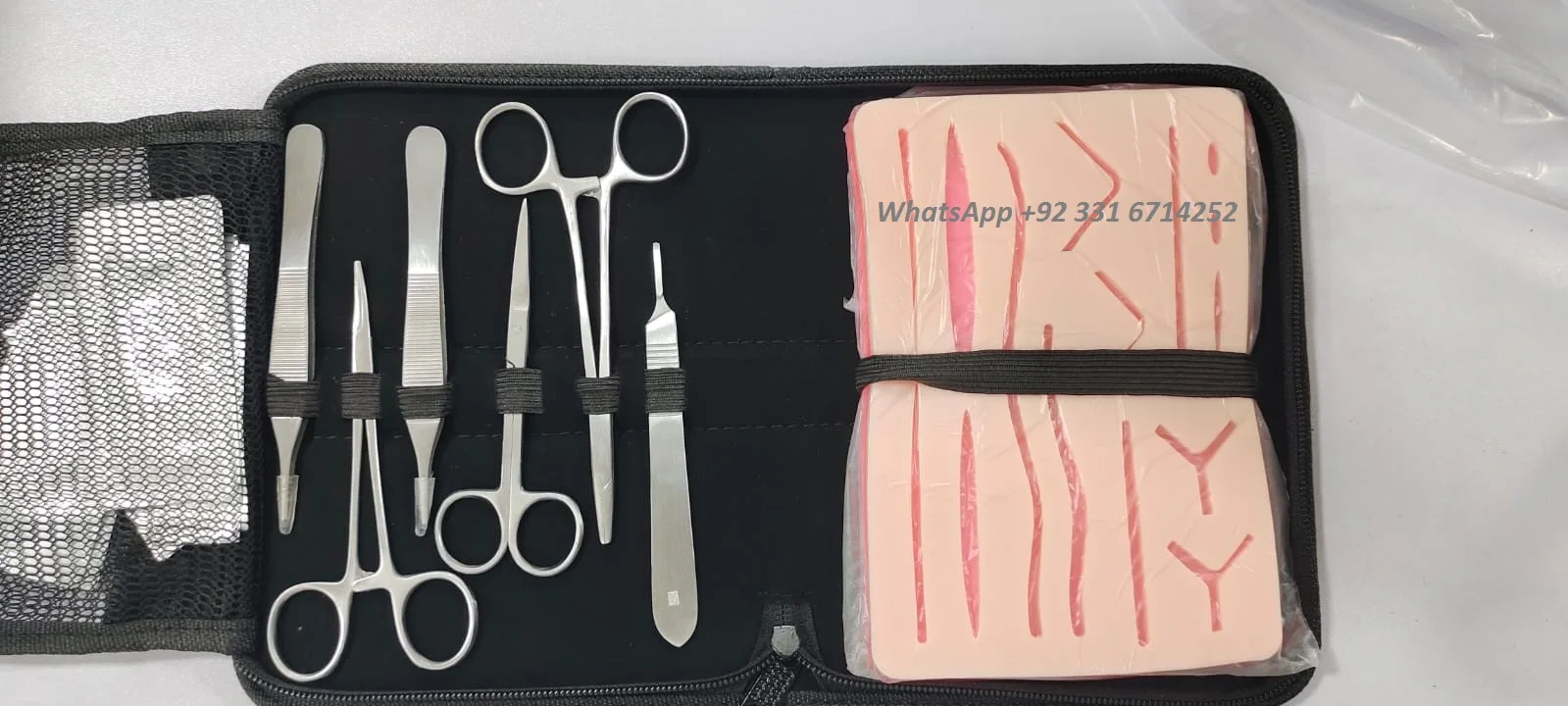 Kit Di Allenamento Per Sutura Chirurgica MEDSPO - Include Forbici, Pinzette E Base Per Esercitazioni