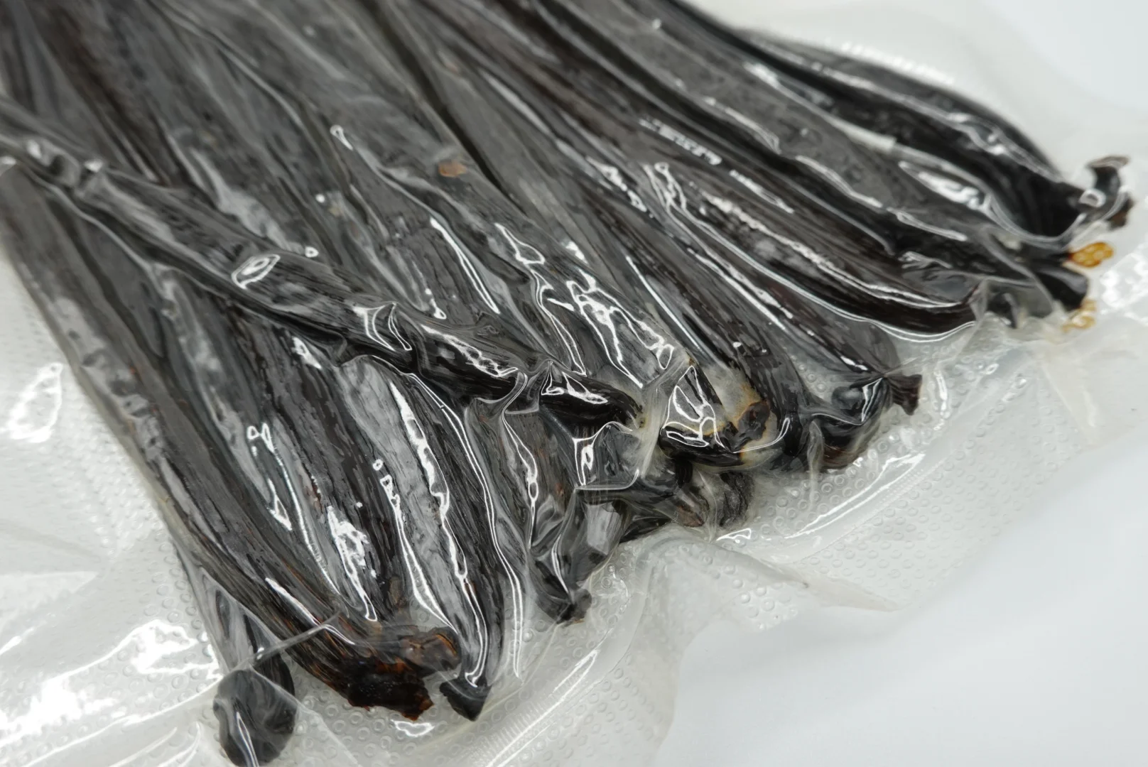 Premium Indonesian Vanilla Beans Planifolia Grade A Phytosanitary