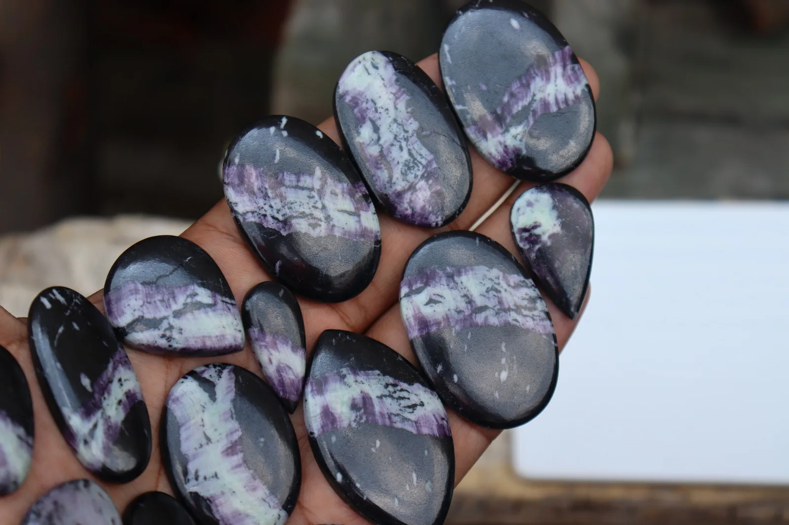 High Quality Kemeraite Natural Gemstone With Customized For Jewelry