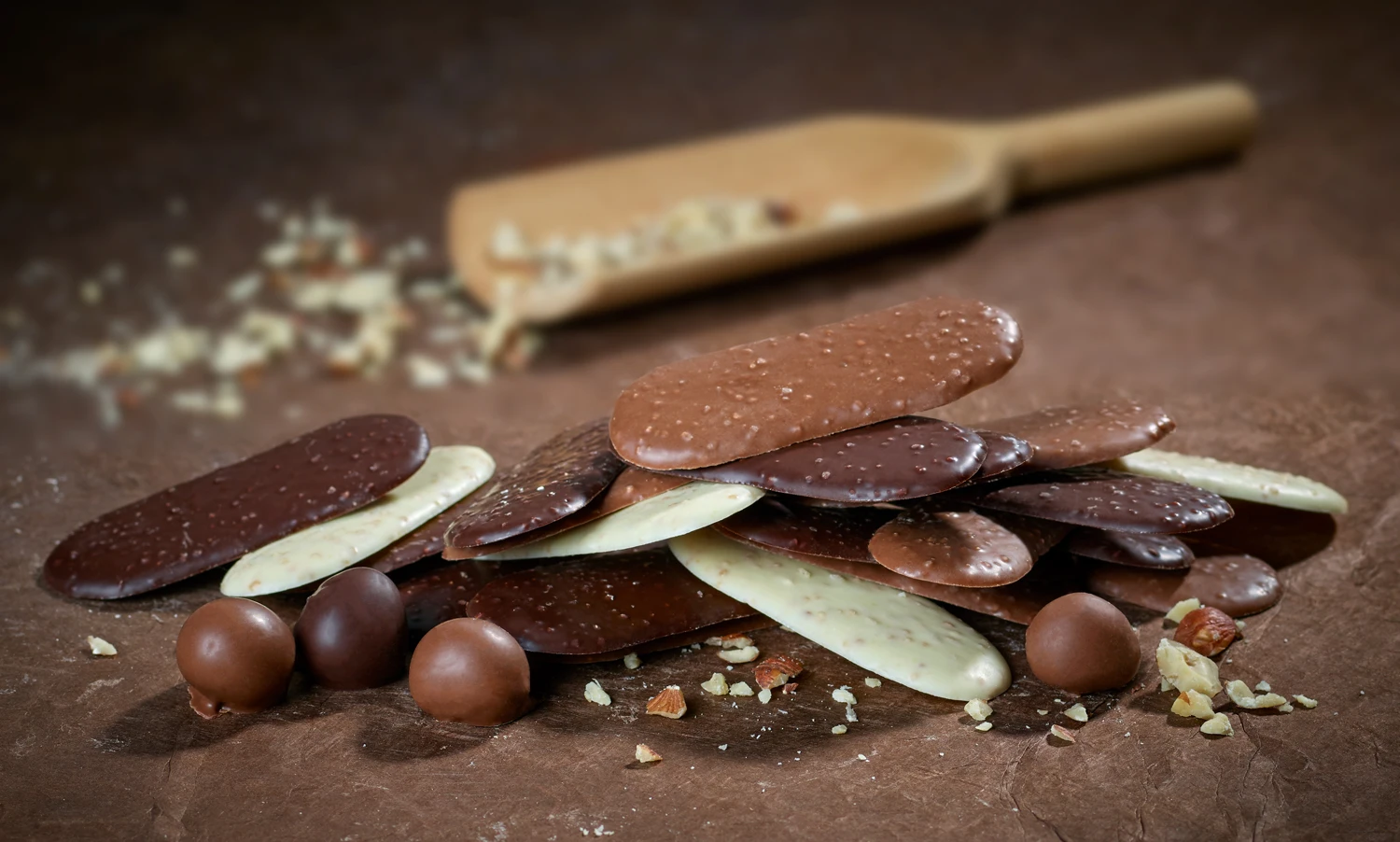 Elisettes Dark Chocolate Cat Tongues Flavour With Nori Dark 0.95kg