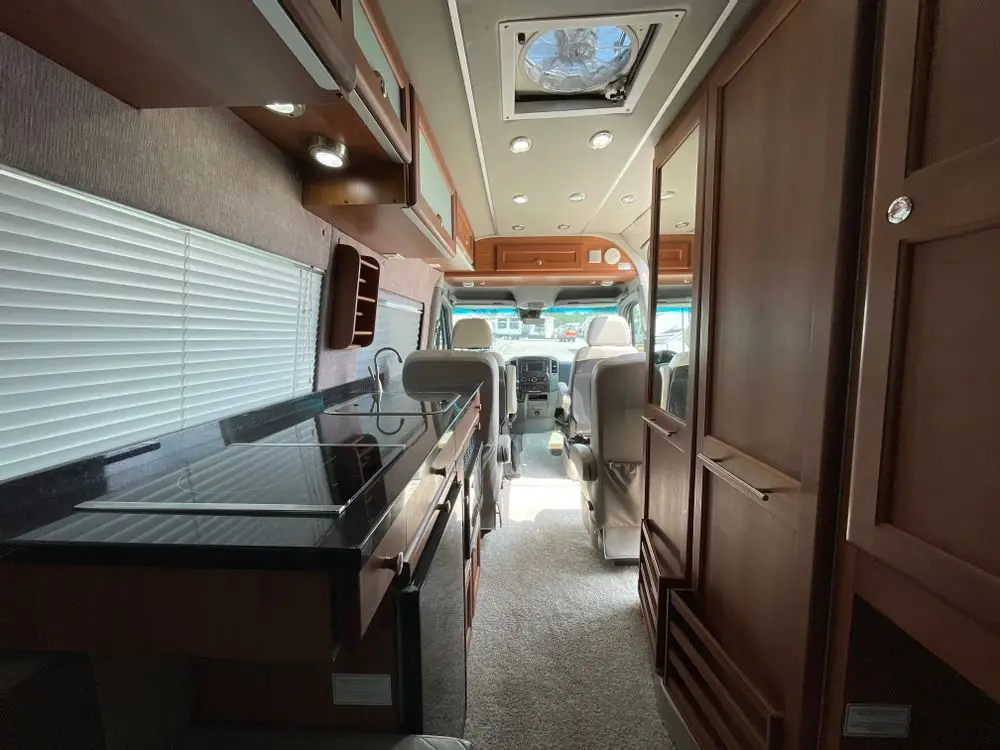Luxury Family Travel Motorhome RV for Sale, 2015 Roadtrek Adventurous