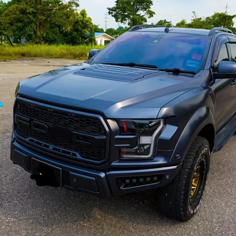 Low Shipping Charges Double Cabin 4x4 Pickup Trucks Ready To Ship