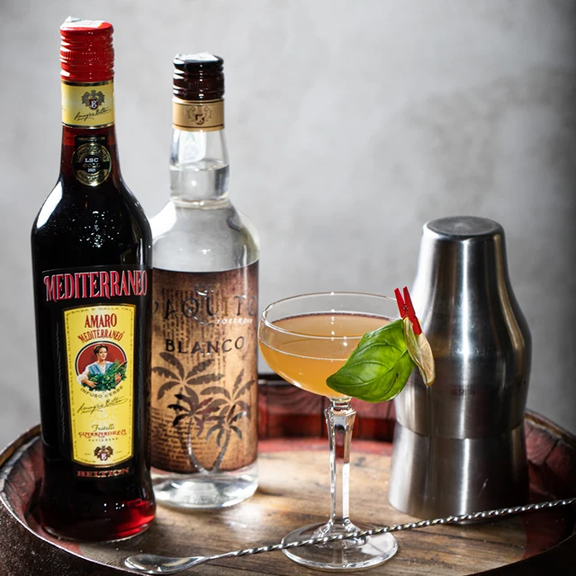 High Quality Standard Italian Rum Paquito Blanco 37,5 700 Ml Alcoholic