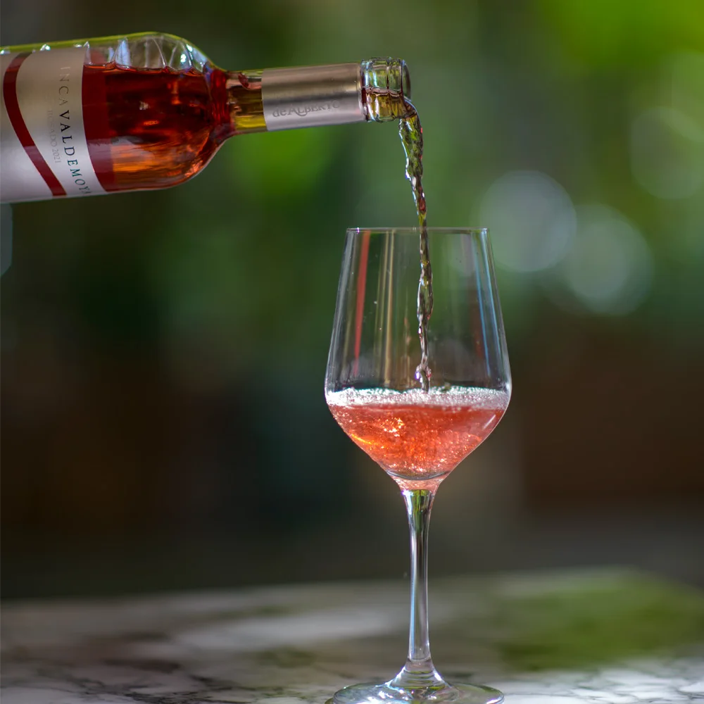 High Quality Spanish 100 Tempranillo Grapes Still Fruity Fresh Rose