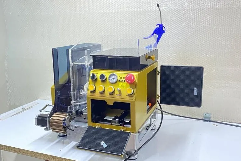 Cigarette Rolling Machine 8 Mm Automatic Air Operated All Steel Parts