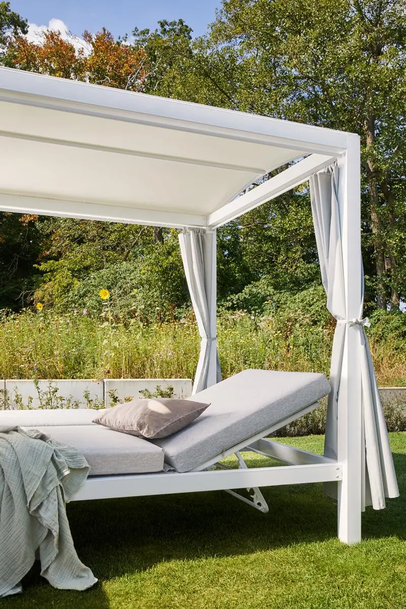 Lashon Garden Pavilion London Sun Lounger Sun Island Garden Furniture