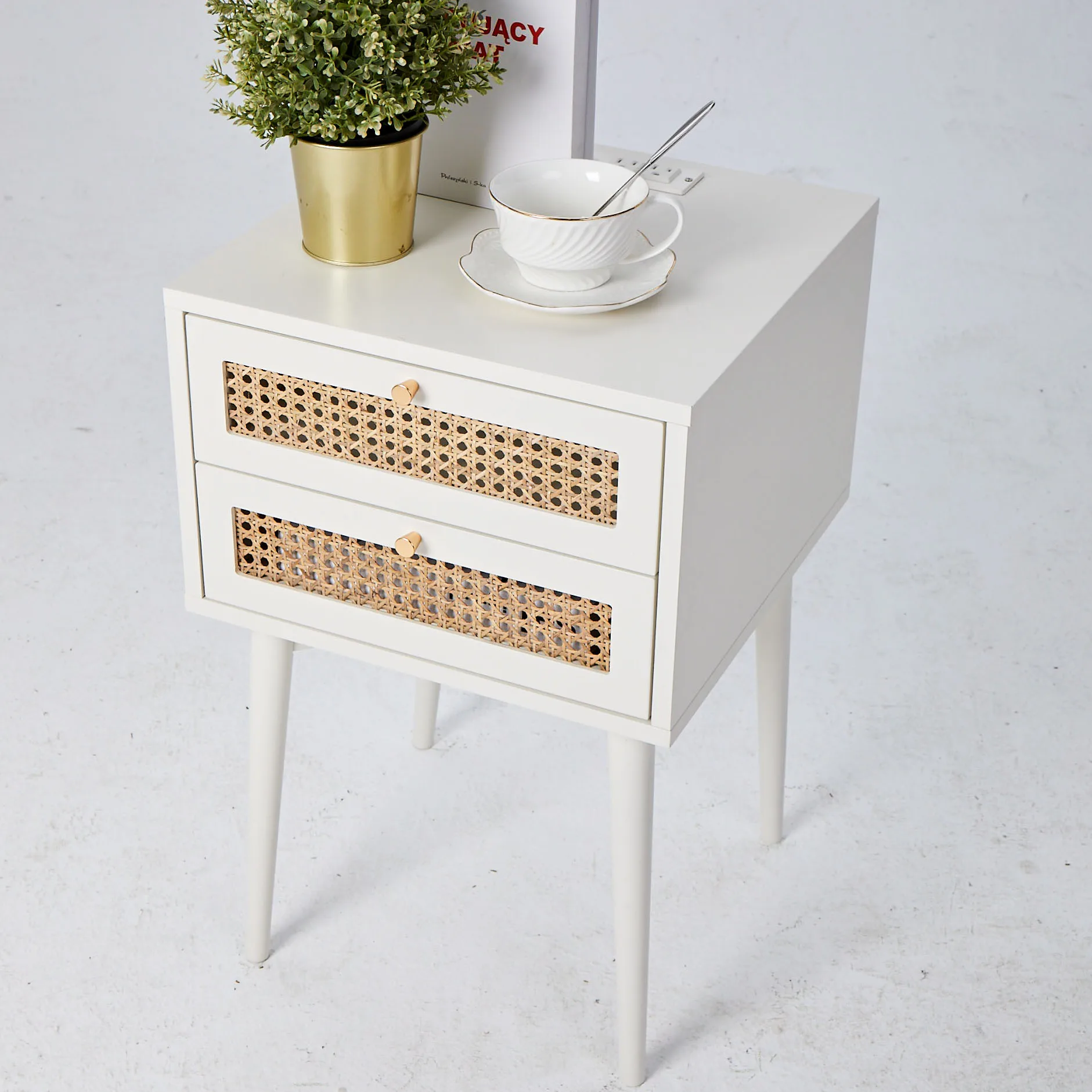 Modern Luxury Minimalist Pedestals Bedroom Night Table Stand Rattan