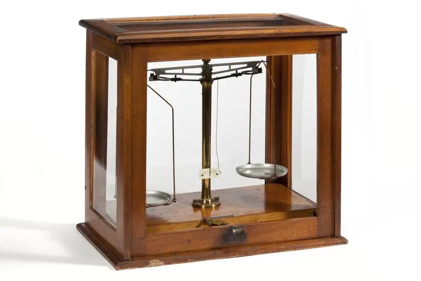 Chemical Balance A Beam Balance Instrument That Is Used In A
