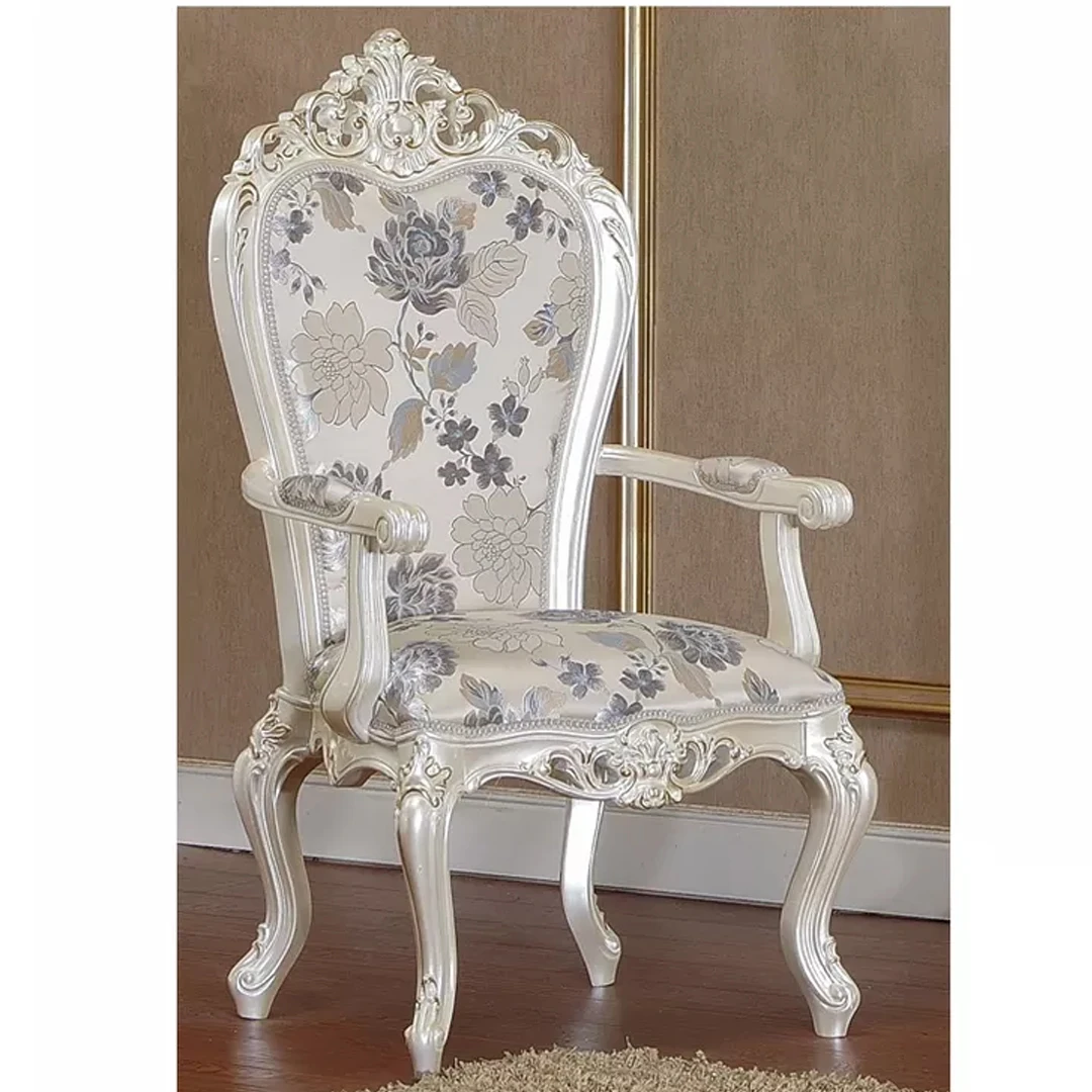 Wooden Antique Style Royal Bedroom Set In Unique Majestic Look In White