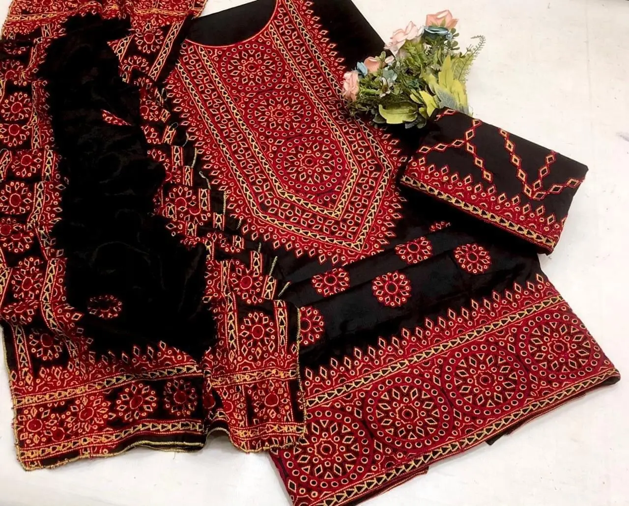 Pakistani Shalwar Kameez Design For Female Buy Designer Modern Ladies