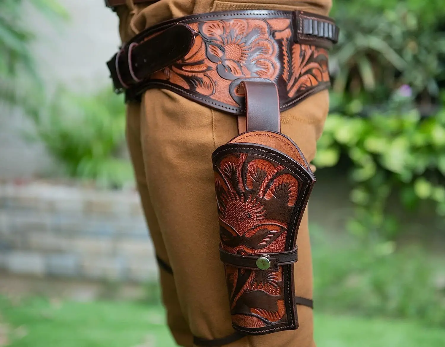 Experience The Wild West With This Hand Tooled Leather Holster Drop ...