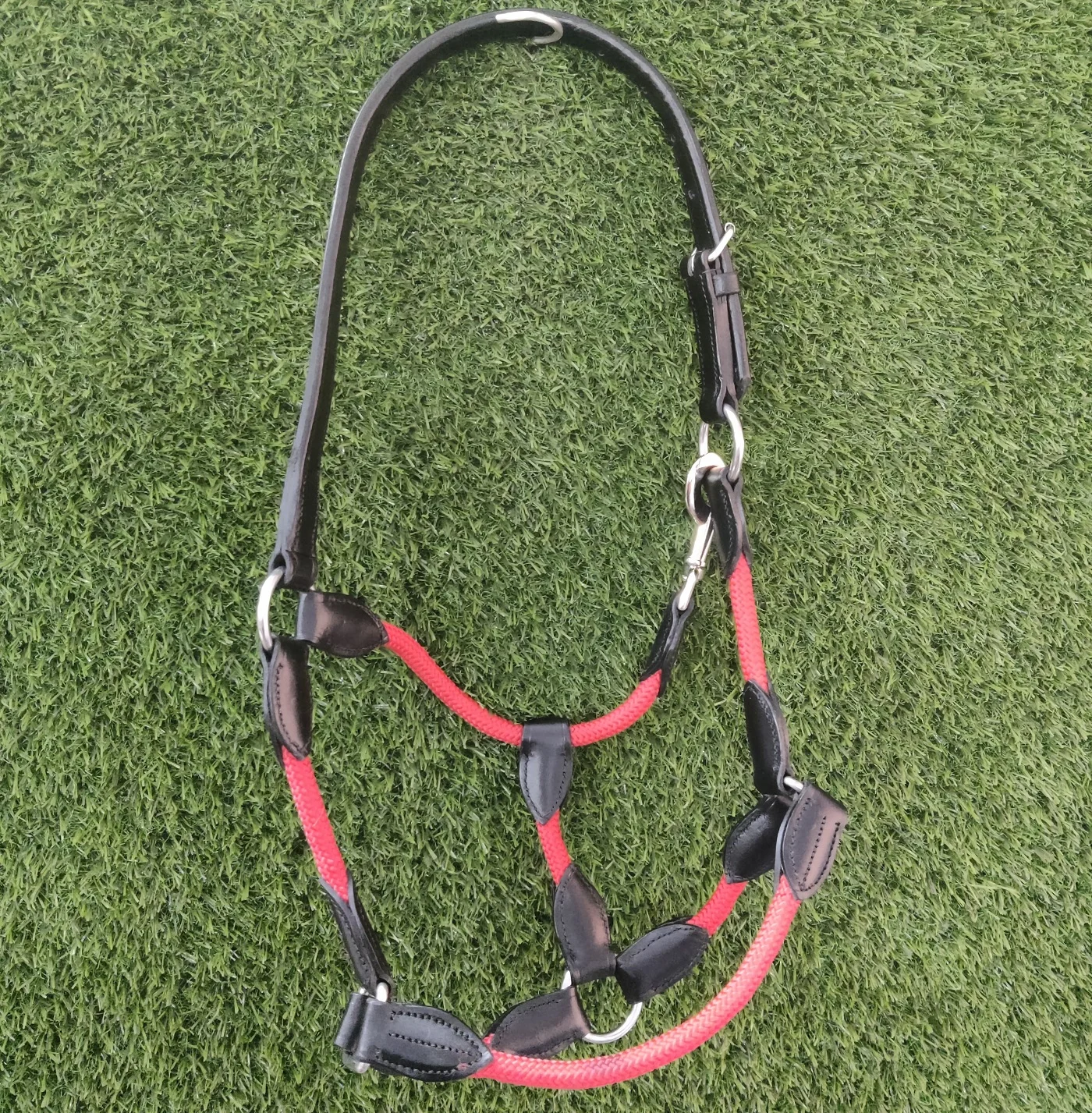 Horse Equestrian Pp Rope Head Collar Halter All Purpose Use Red Black