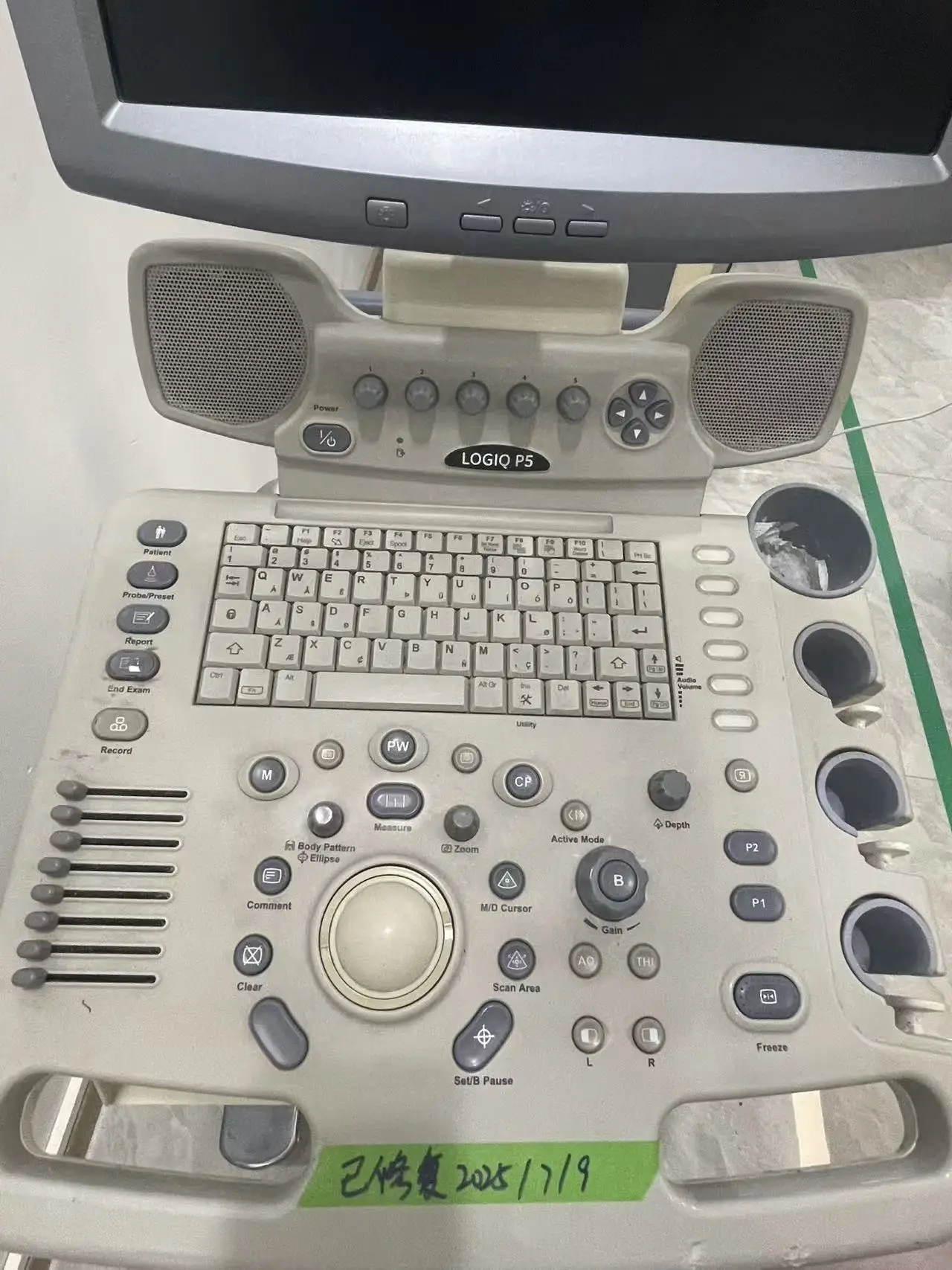 GE Logiq P5 Detail 1