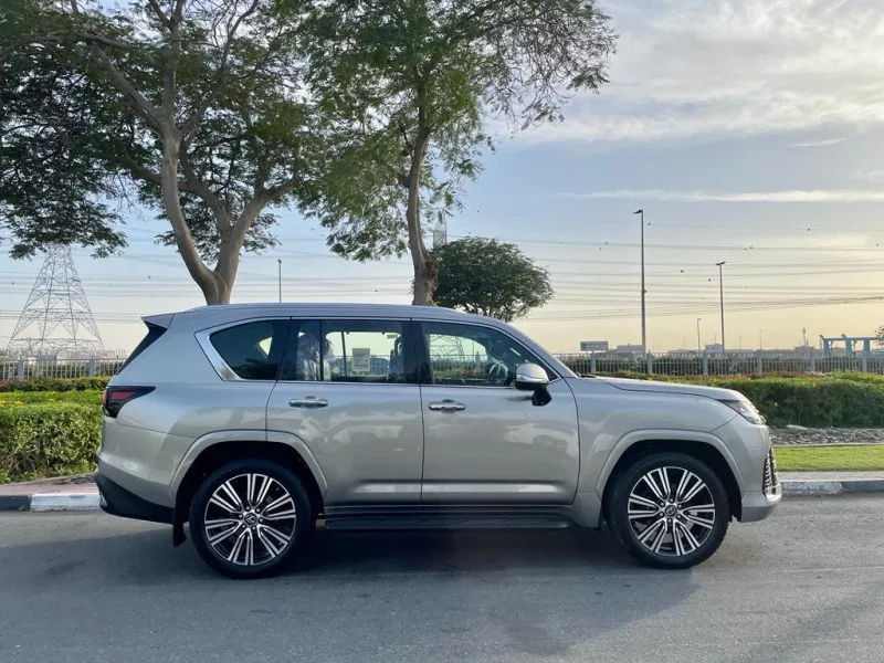 Cheap Family Suv Lx 600 Signature 2023 Buy Car Used Cars Cars Used Atv Truck Used Cars In