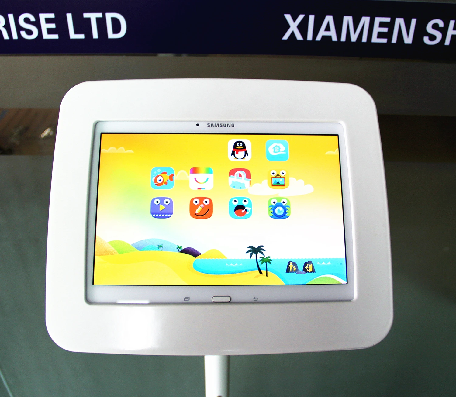 Floor standing tablet2.jpg