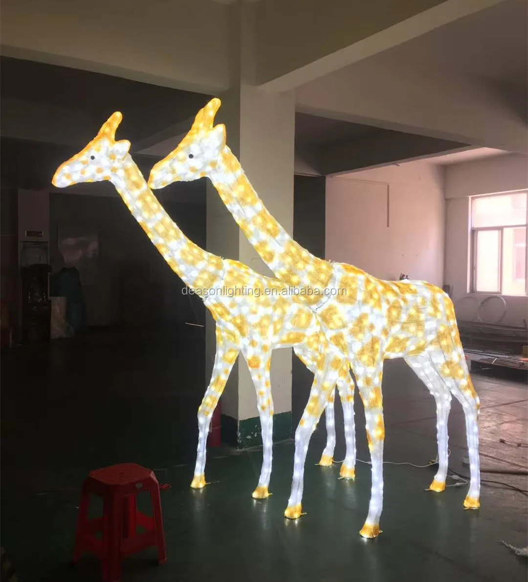 christmas giraffe light