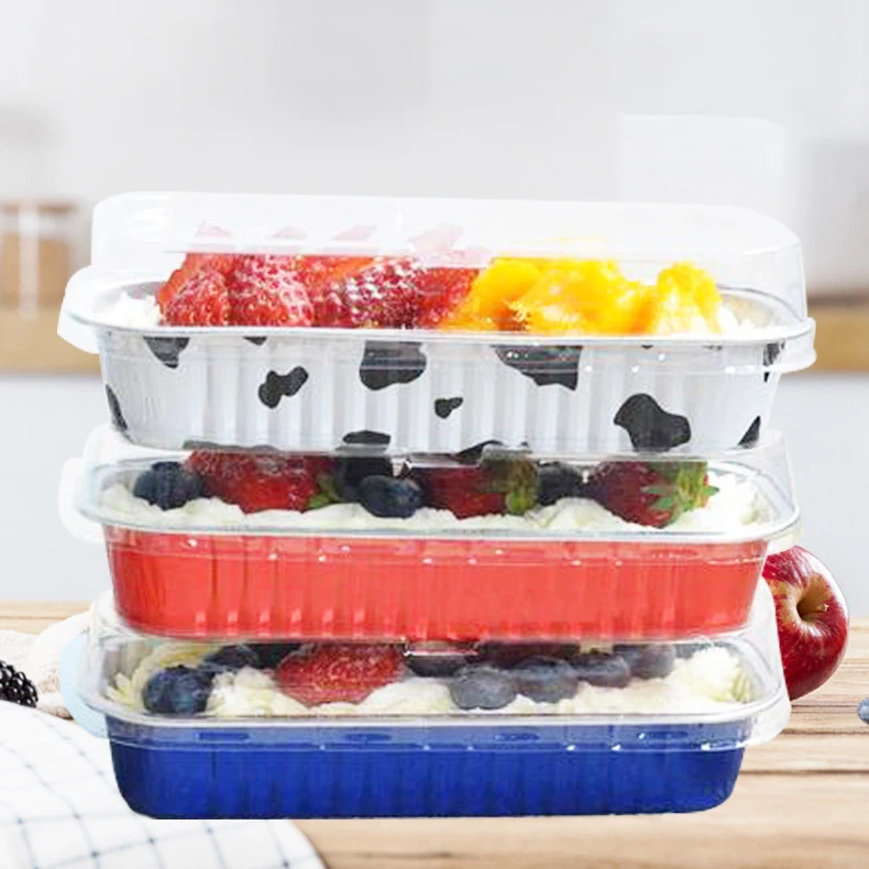 Colored foil containers with lids for food packaging