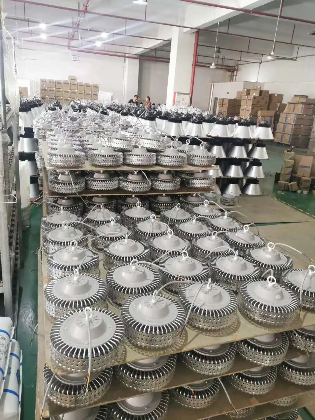 AC100-305V Industrial LED High Bay Lighting 140-150lm/W Luminaire Warehouse Commercial Lighting