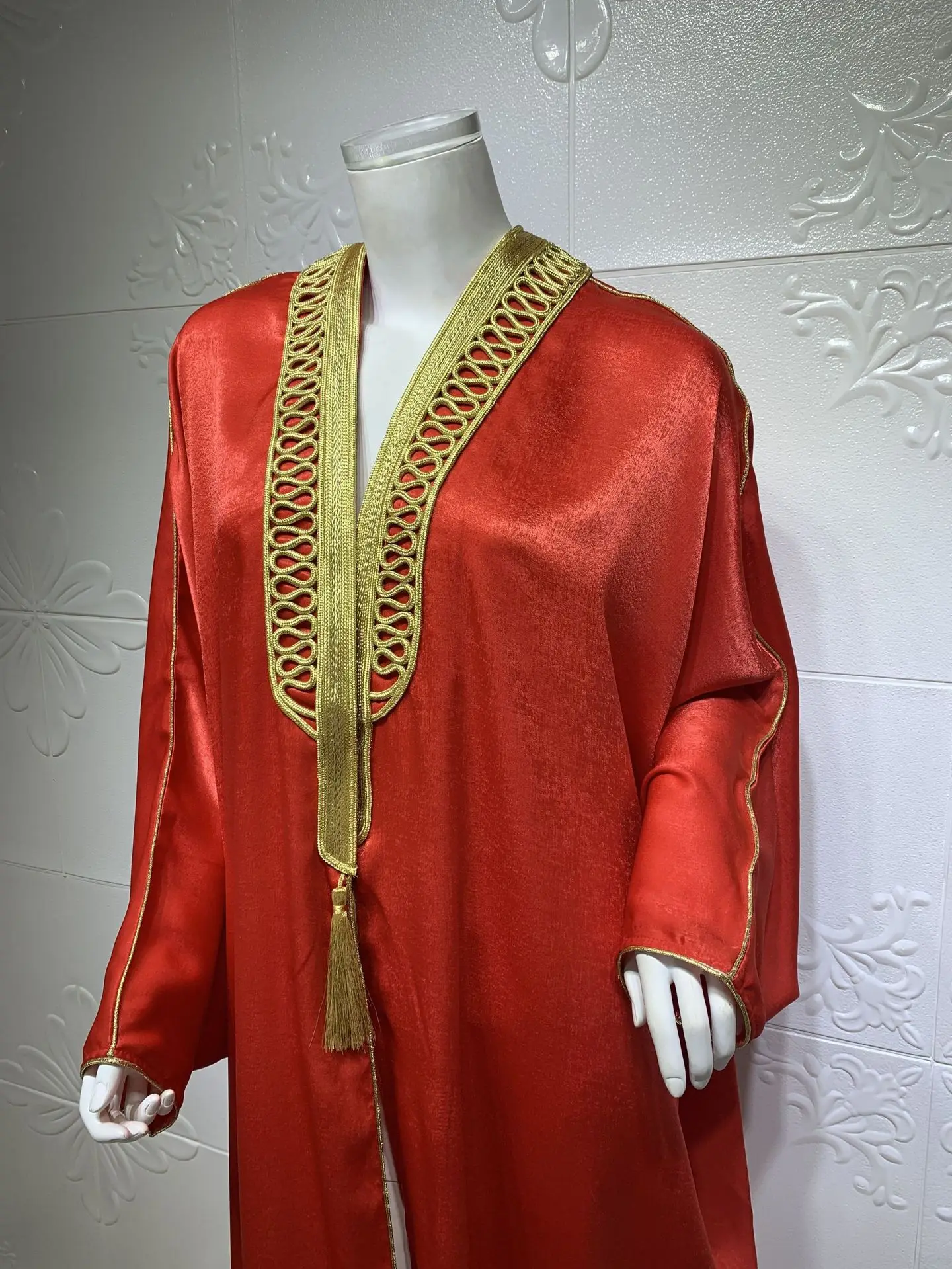 Ab015 Dubaï Cardigan Robe pour femmes longue musulmane Abaya manches chauve-souris Sexy velours vêtements Simple solide motif naturel taille