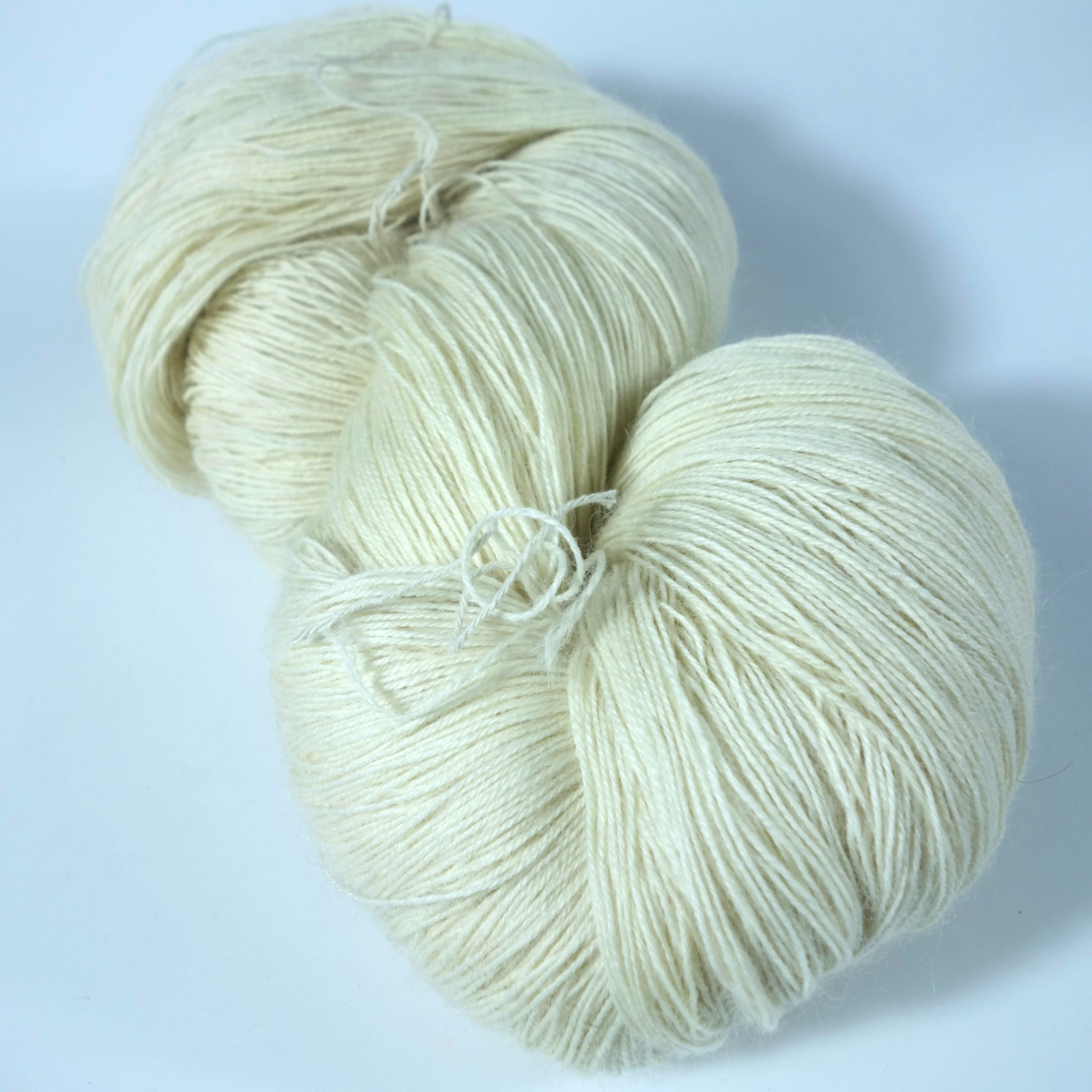 100 New Zealand Wool Yarn 3/16nm Wool Carpet Yarn For Hand Weaving