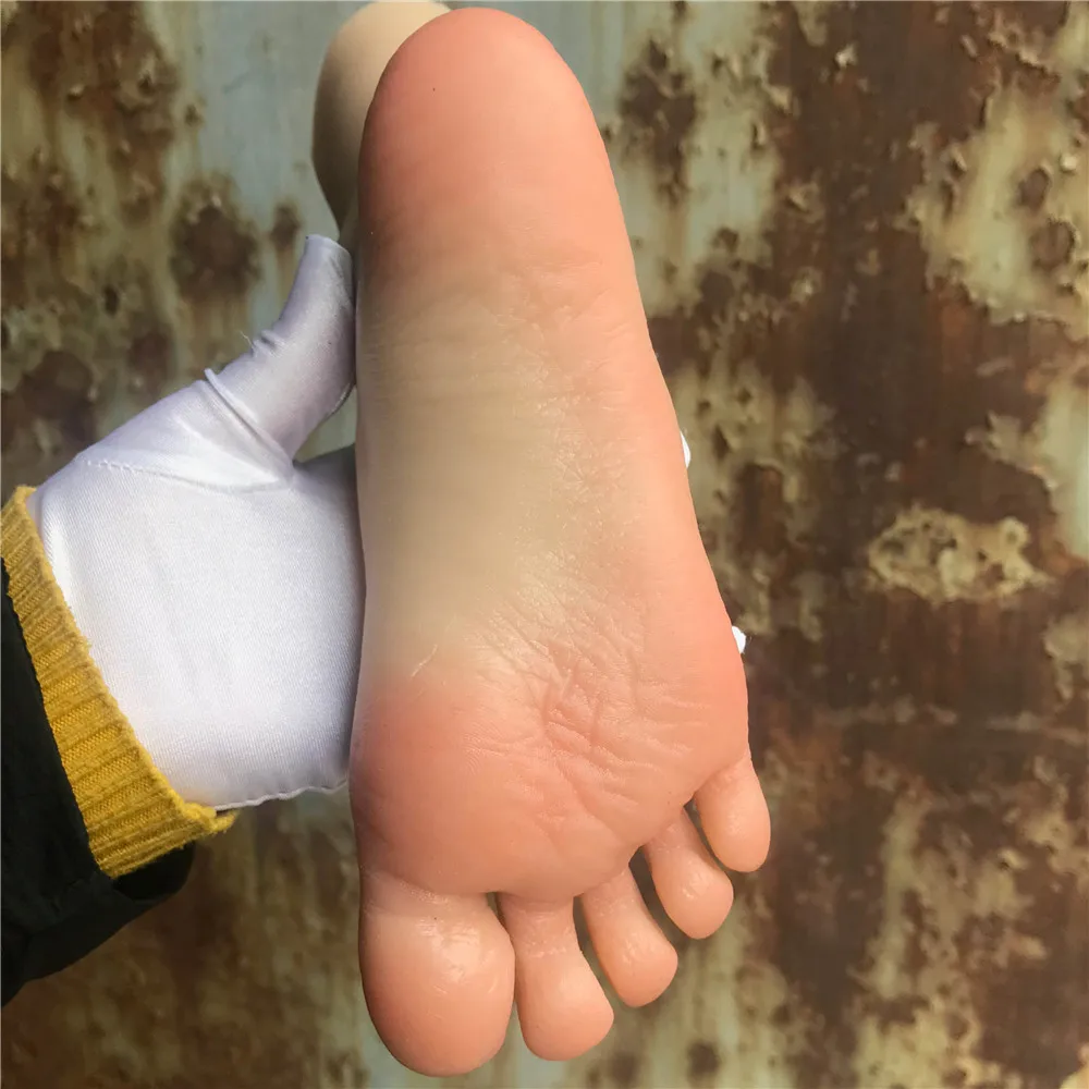 性感逼真的女性硅胶脚模特模型射击道具