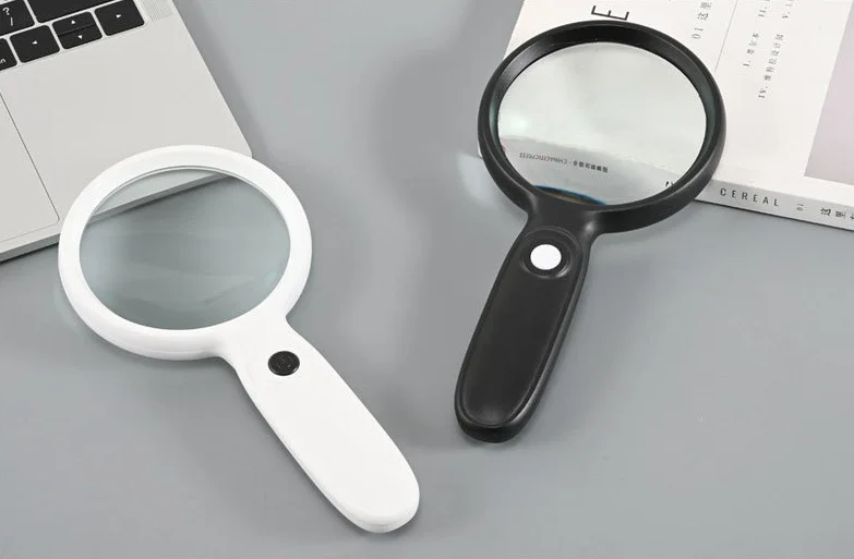 4x手持式阅读发光二极管放大镜