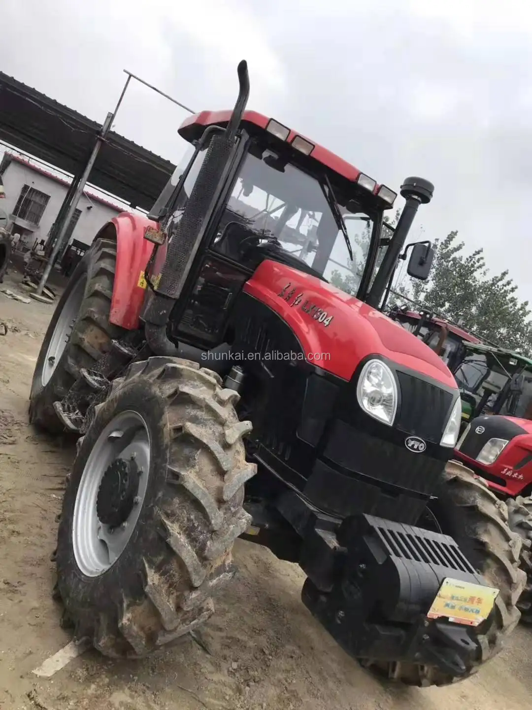 130hp 4wd 拖拉机出售