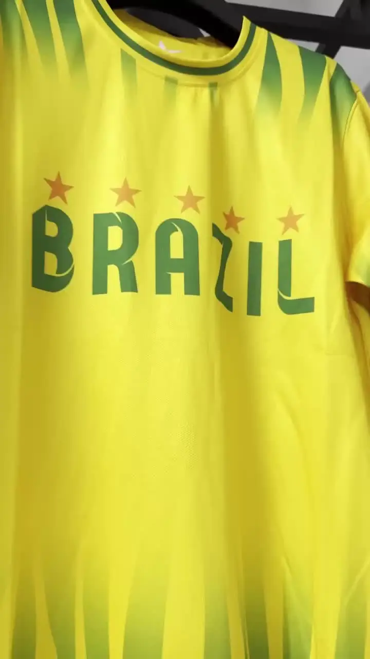 OEM Kids Brazil Soccer Jersey Custom Design Football Uniform