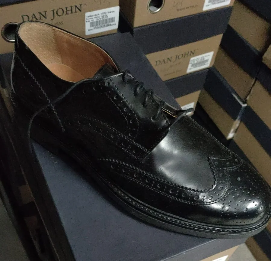 casual elegant shoes