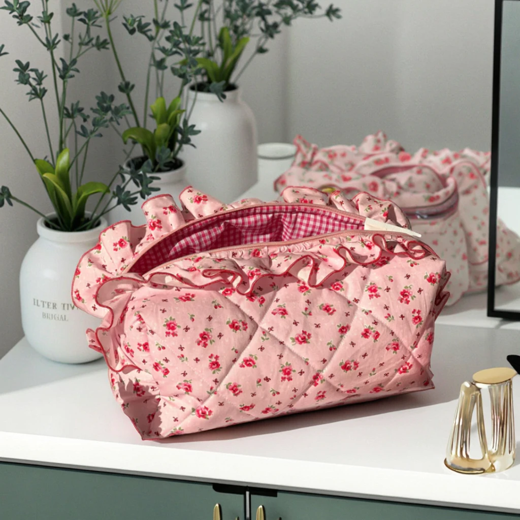 china pink pu travel makeup bag cosmetic bag small manufacturer Byootique Gloss Bags Clear Toiletry Set(2) Approved Clear Design for Easy Airport Checks Travel stress Wholesale Fabric Makeup Bag Manufacturers,