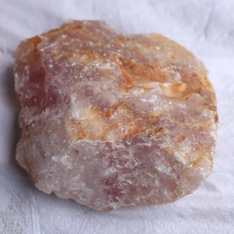 raw rose quartz stone