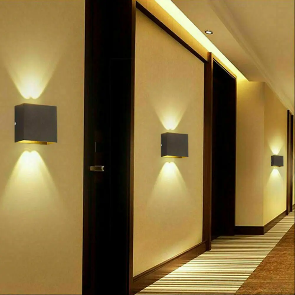 светильники для прихожей и коридора встраиваемые