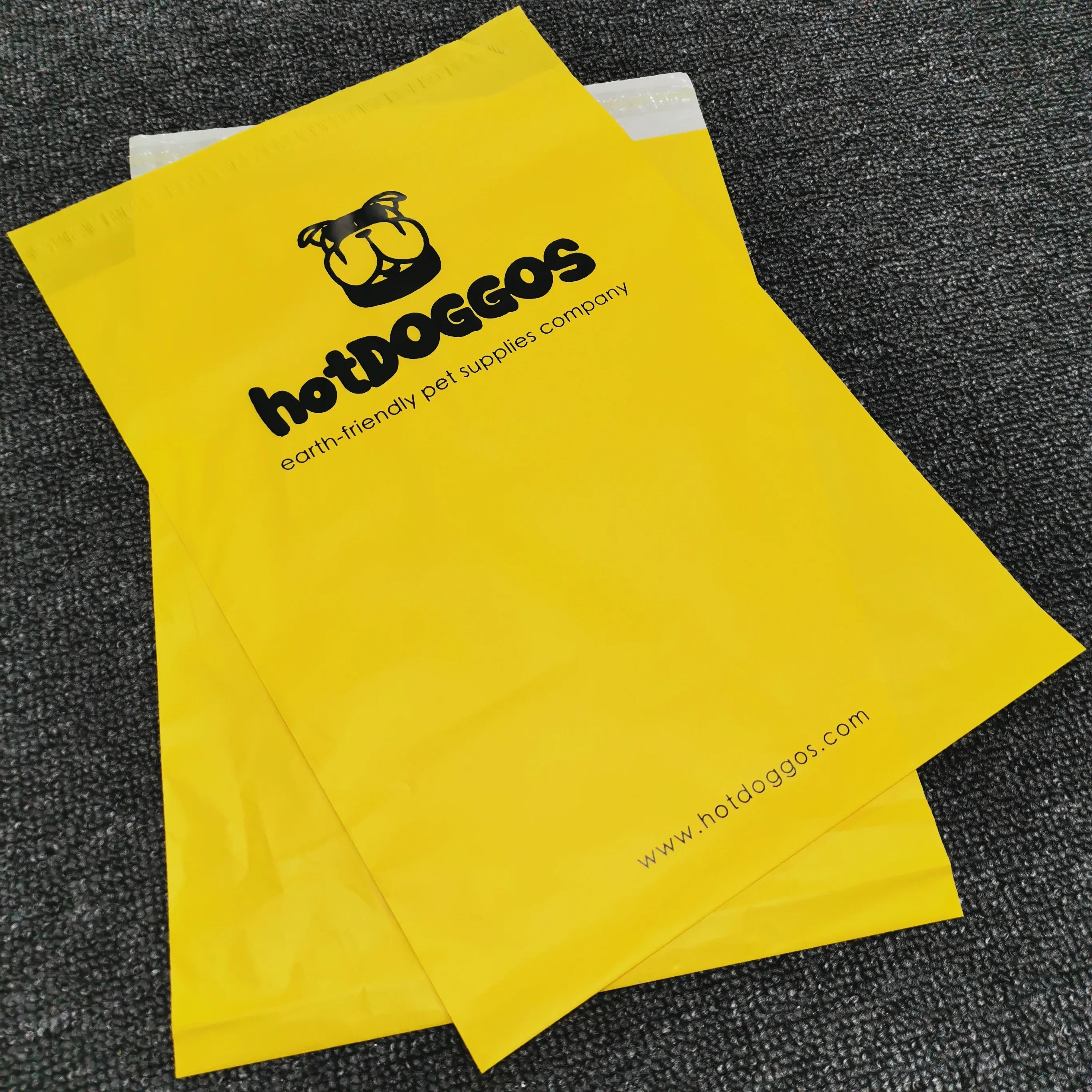 Luxury Design Reusable Custom 100 Recyclable Poly Mailer Shiny Side