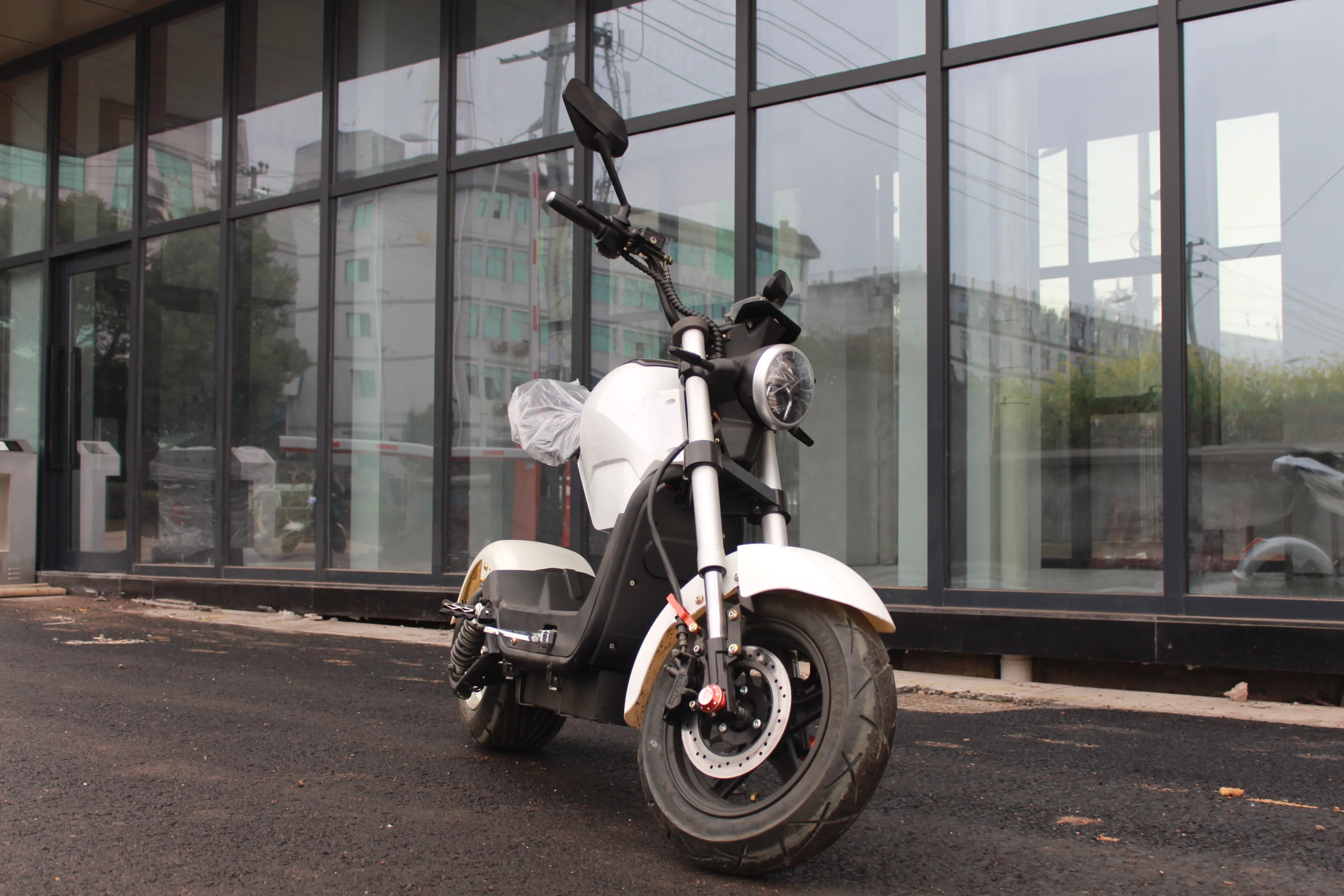 2019 new model 1500W 2000W 60V 12 ah with COC certificate  legal in the street electric motorcycle