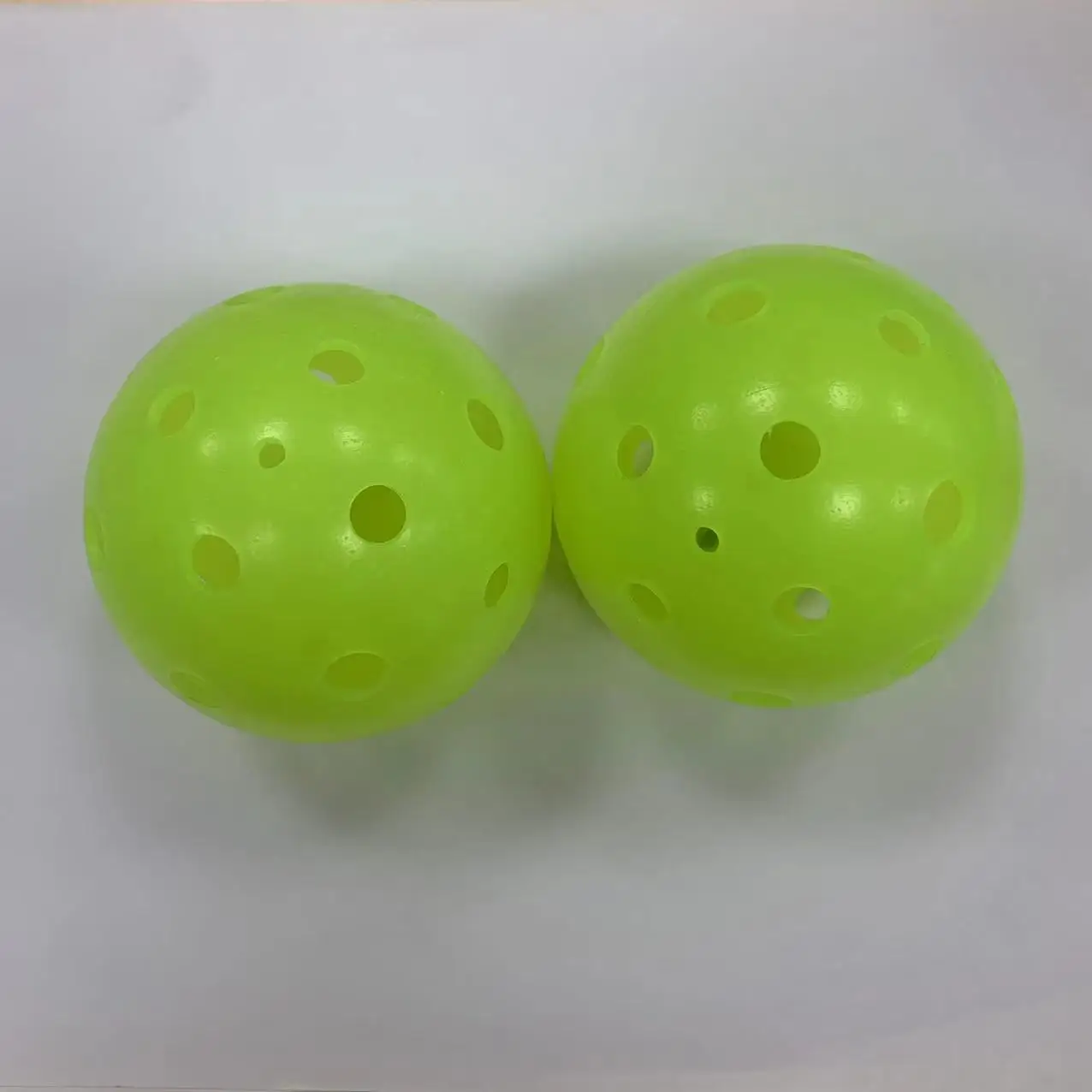 Neon Green Pickleball Balls High Bounce Hardness & Durability 38 Holes ...