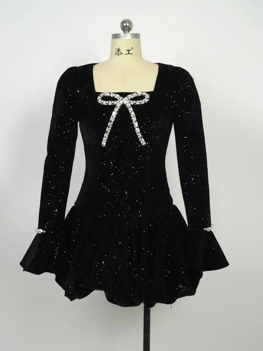 Zyht 21605 Fashion Women's Diamond Embellished Black Evening Gown High Waist Velvet Elegant Short Dress Casual Dinner Parties Zyht 21605 Fashion Women's Diamond Embellished Black Evening Gown High Waist Velvet Elegant Short Dress Casual Dinner Parties