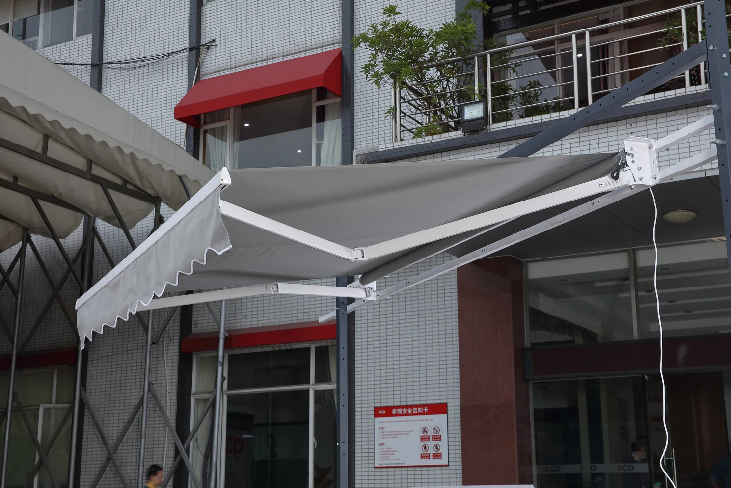 A05 Harga Rendah Aluminium Sun Shade Deck Retractable Motorized Awning Buy Retractable Motorized Awning